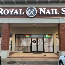 Royal Nails & Spa